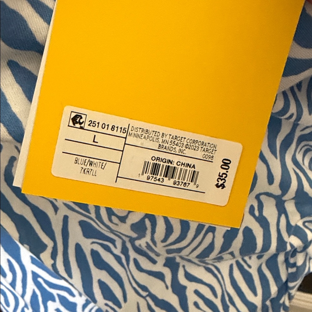 DVF X Target Set - Picture 14 of 14